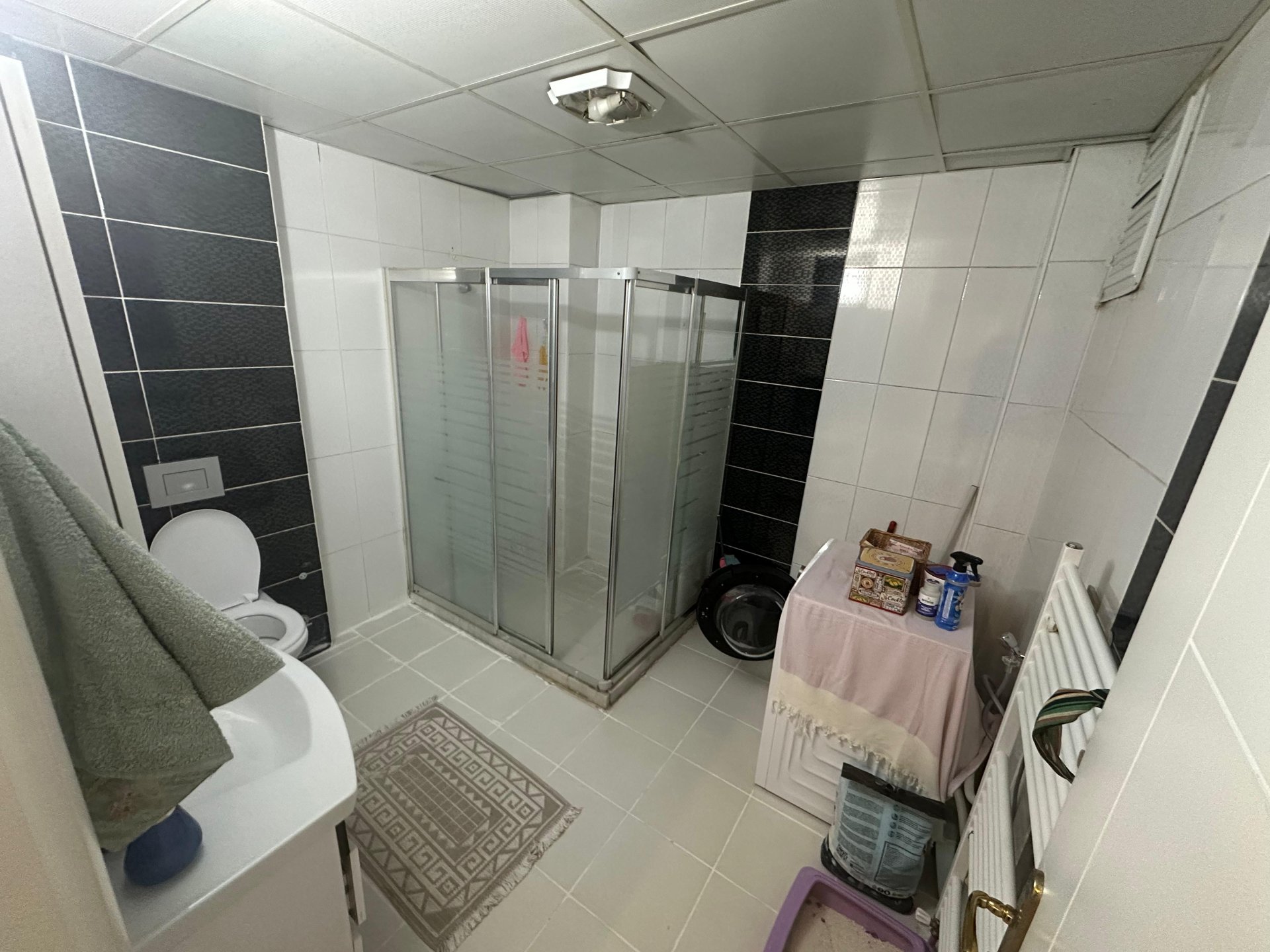 KAYAPINAR 75 CADDE HARİKA KONUMDA SATILIK DAİRE