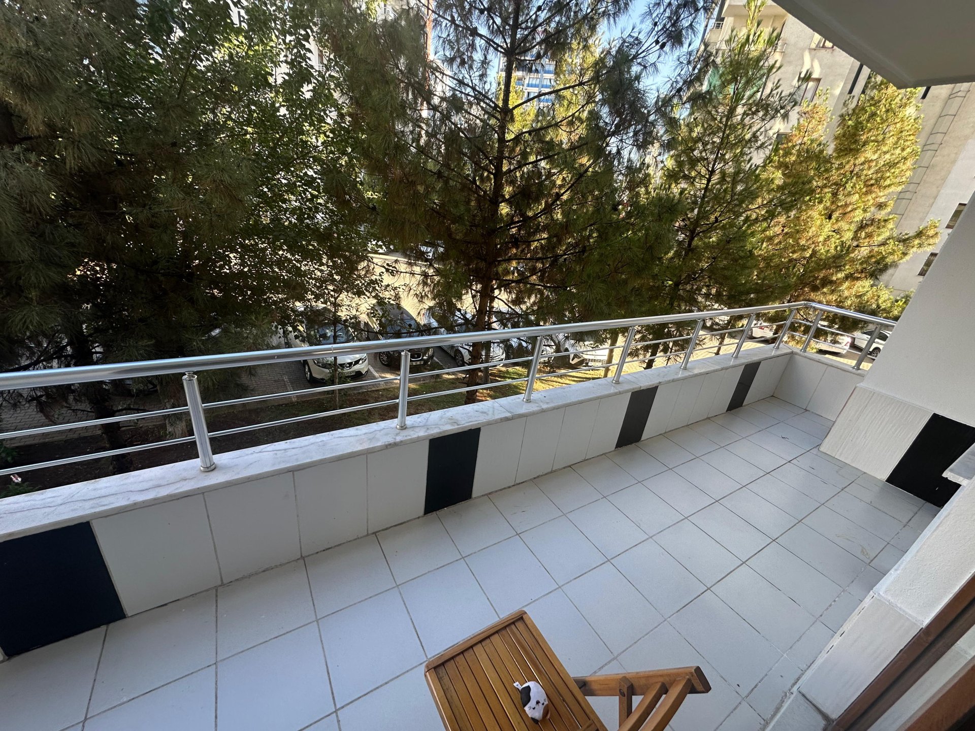 KAYAPINAR 75 CADDE HARİKA KONUMDA SATILIK DAİRE