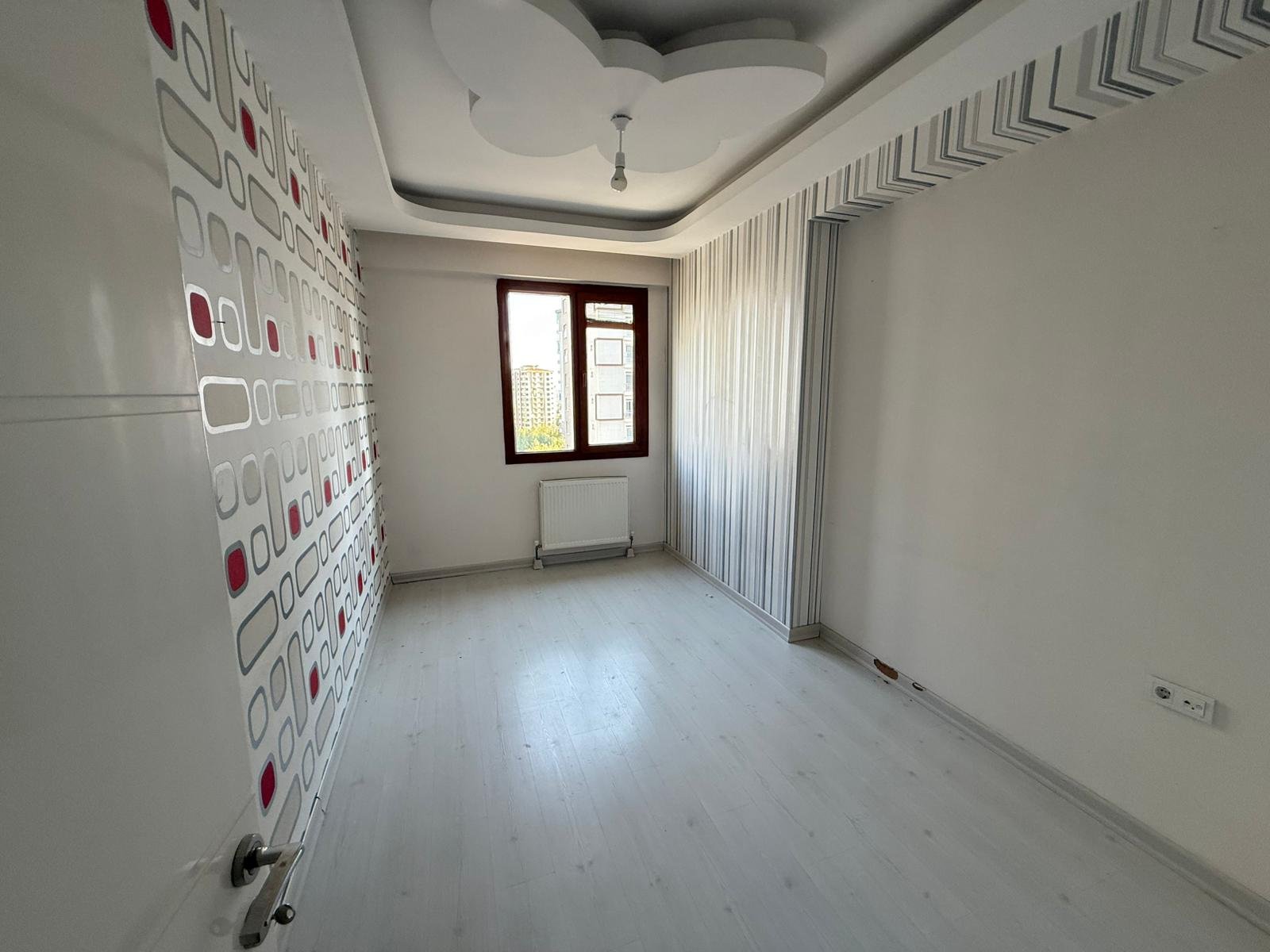 YENİ ŞEHİR HASTAHANESİ CİVARI 4+1 SATILIK DAİRE