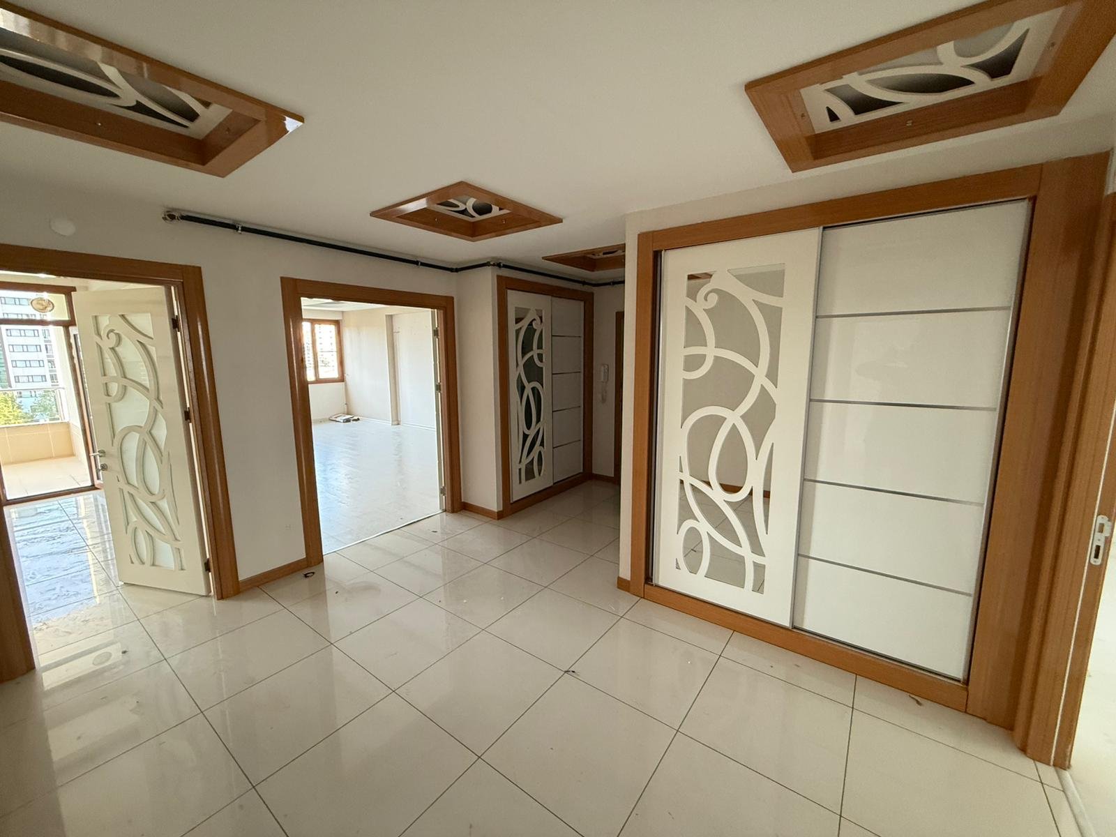 YENİ ŞEHİR HASTAHANESİ CİVARI 4+1 SATILIK DAİRE