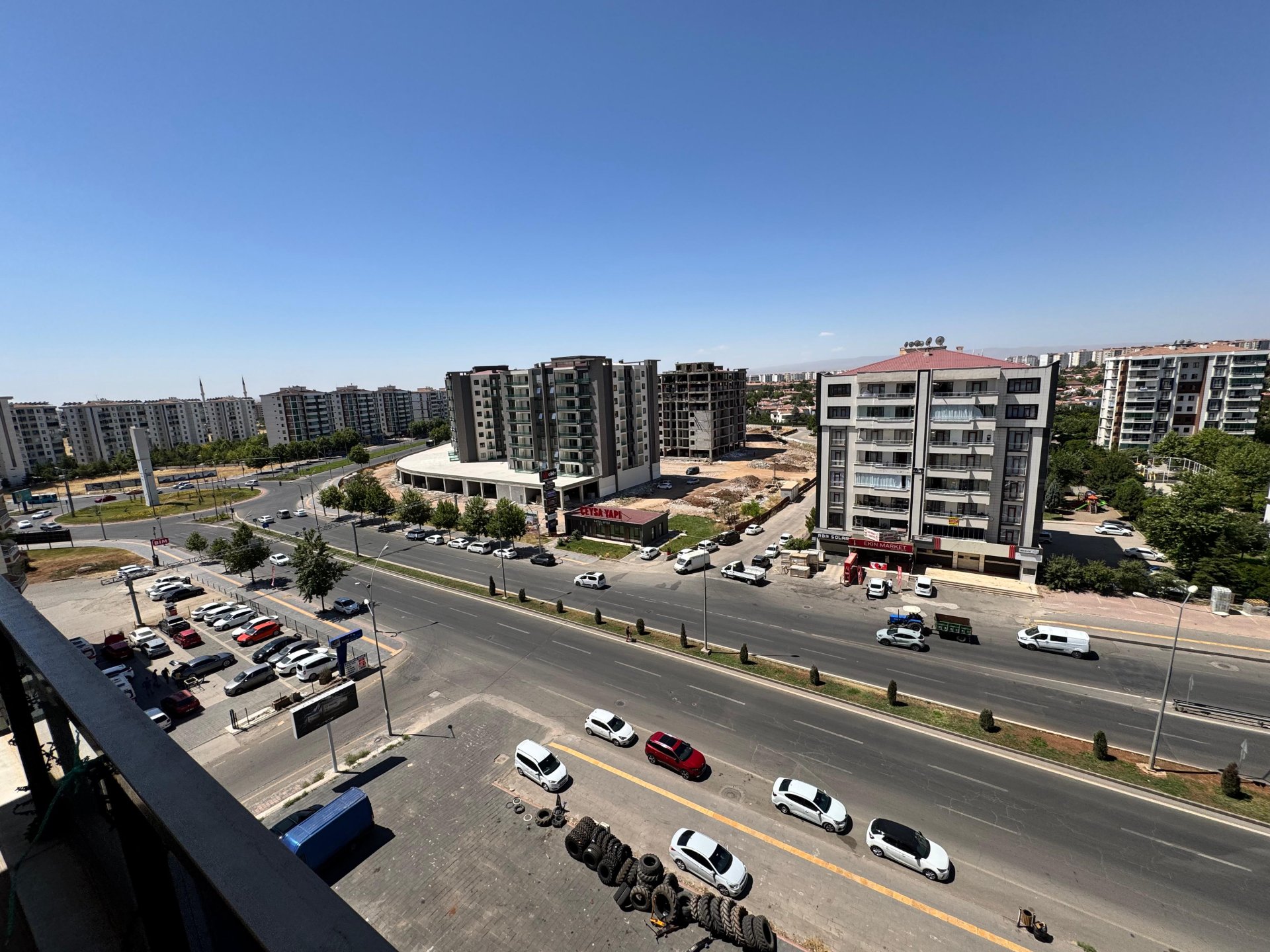 BAĞCILAR ARAÇ MUAYENE KAVŞAĞINDA RİVA YAPI KALİTESİYLE 2+1 FIRSAT DAİRE!