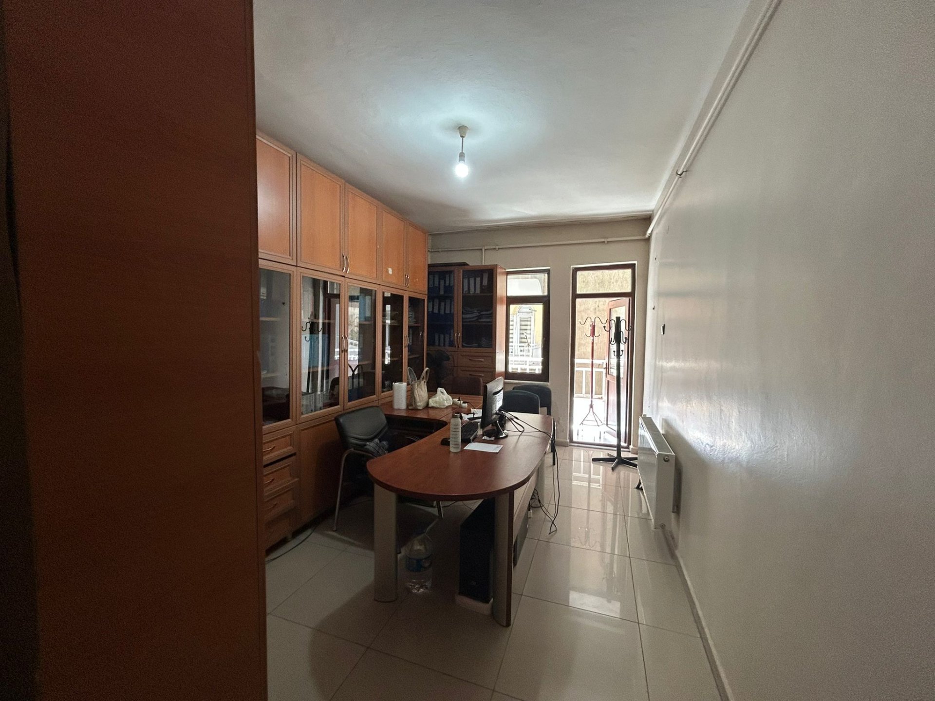DİYARBAKIR BÜYÜKŞEHİR BELEDİYESİ KARŞISINDA SATILIK BÜRO