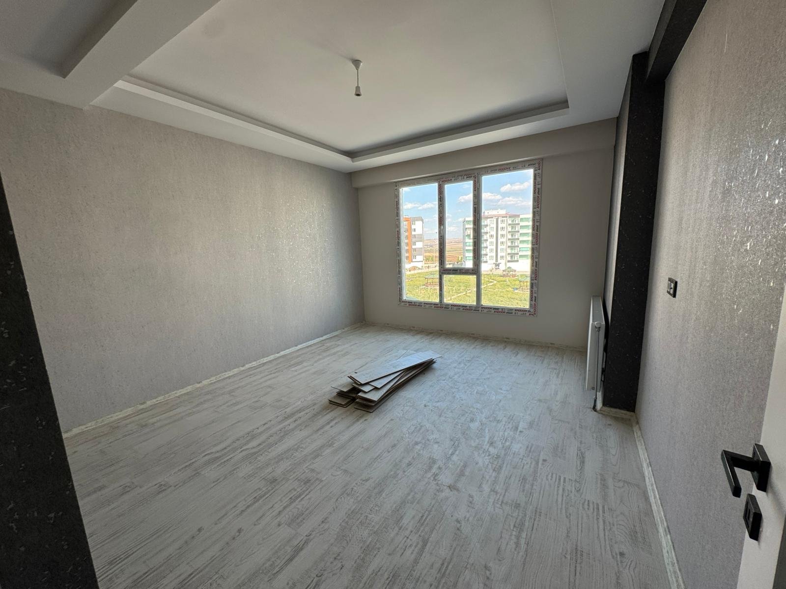 YENİŞEHİR 450 EVLERDE LÜKS DAİRE