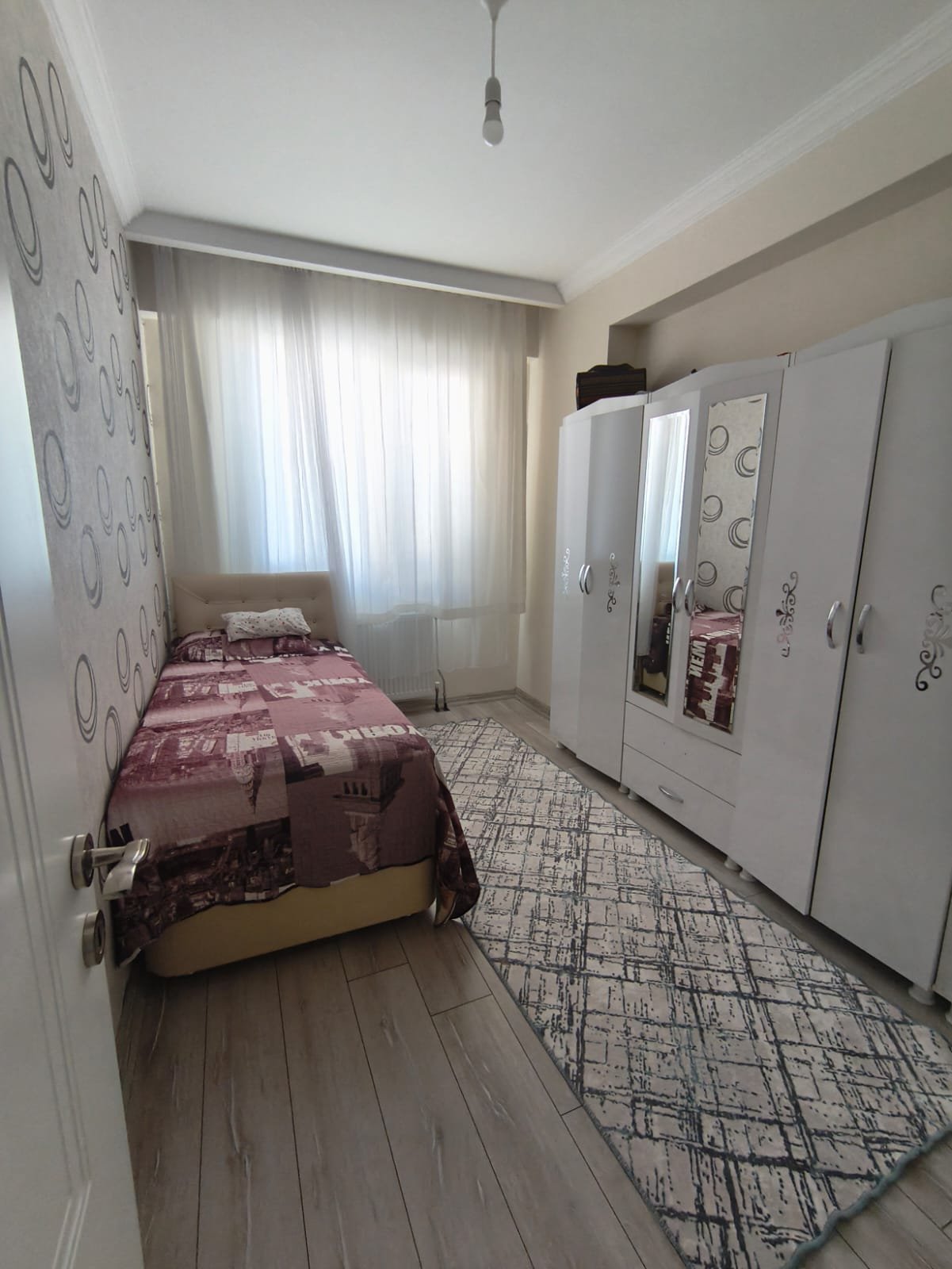 ÜÇKUYULAR  3+1  LÜKS DAİRE