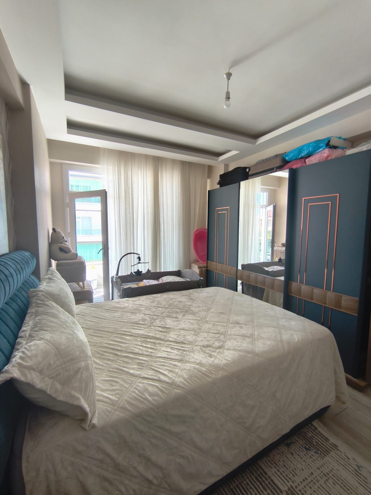 ÜÇKUYULAR  3+1  LÜKS DAİRE