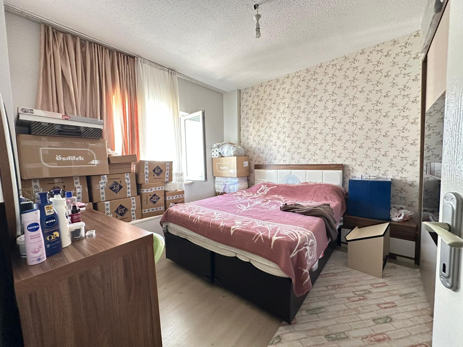ÇÖLGÜZELİ TOKİDE 2+1 ETRAFI AÇIK EN GÜZEL KONUMDA SATILIK DAİRE